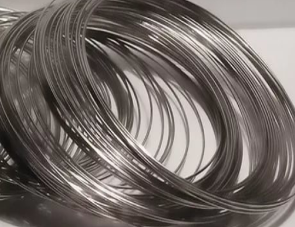 Проволока титановая сварочная ВТ20-1св 1,2 мм ОСТ 1 90015-77 фото