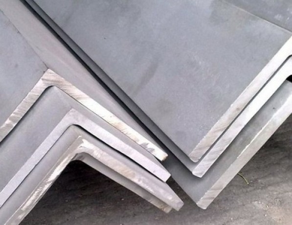 Уголок дюралевый прессованный равнополочный Д16Т 10x10x1,6х1,8 мм ОСТ 1 90113-86 фото