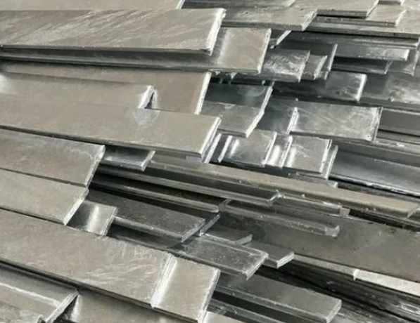 Полоса ванадиевая прессованная ВВ-8 0,65х370 мм ТУ 48-4-336-75 фото